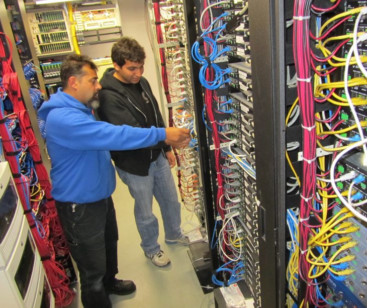CW Inet workers.JPG