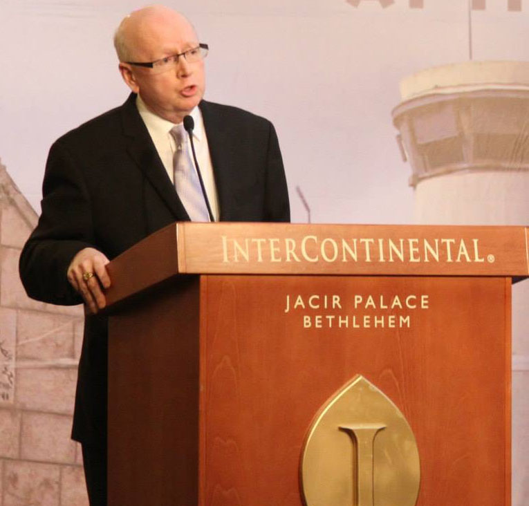 Crossroads' Tunnicliffe.jpg