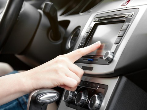 Connected car image.jpg