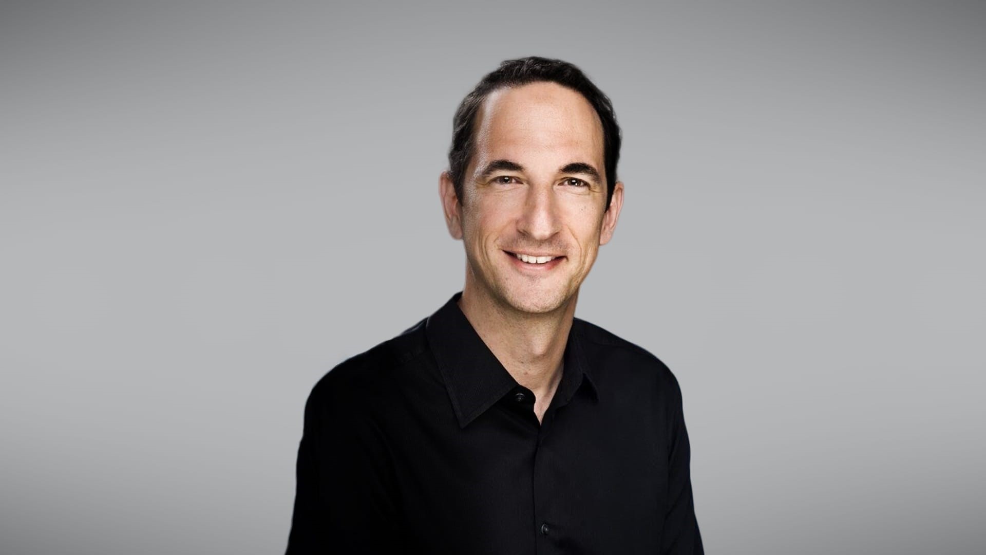 Jordan Banks headshot.jpg